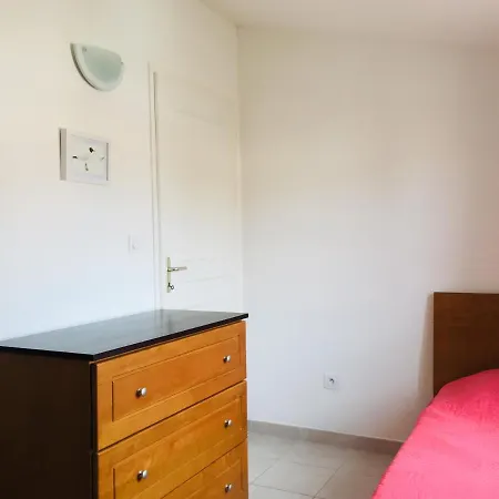 A Nuciola Les Pieds Dans L'eau Hte Corse *