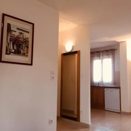 A Nuciola Les Pieds Dans L'eau Hte Corse *