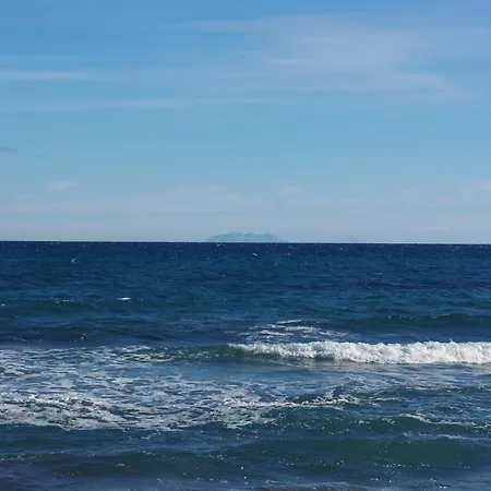 Ferienhaus A Nuciola Les Pieds Dans L'eau Hte Corse