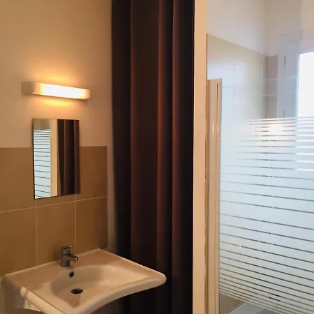 A Nuciola Les Pieds Dans L'eau Hte Corse *