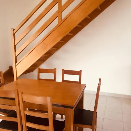 A Nuciola Les Pieds Dans L'eau Hte Corse