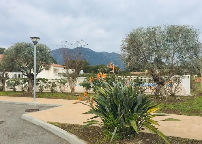 Résidence A Nuciola Les Pieds Dans L'eau Hte Corse *